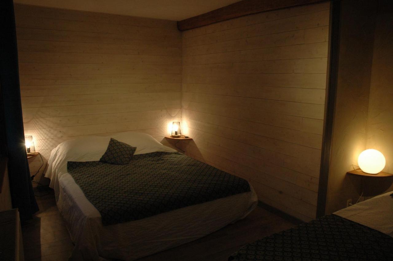 Chambre D'Hotes Fanfaloche Montagnieu  외부 사진